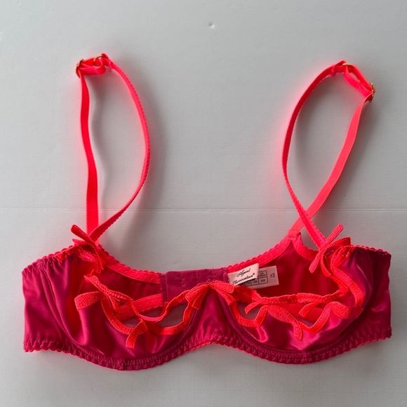Agent Provocateur Other - Agent Provocateur hot pink Lori bra, NWOT, size US 34B